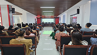  “普及健康科学观念，构建生育友好社会”专题科普宣讲会在登岗镇顺利召开！