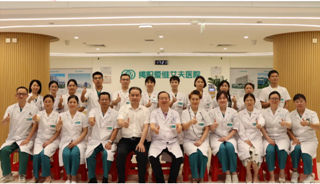 医师节致敬白衣天使